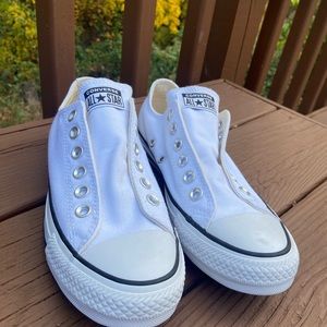 Chuck Taylor All Star Slip On Women’s Size 7.